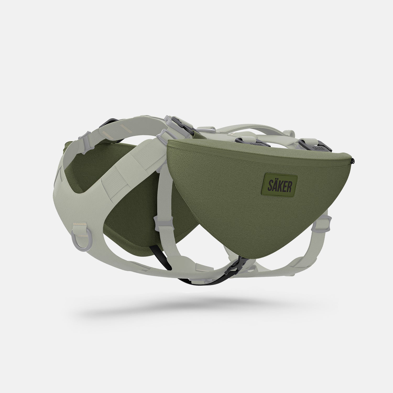 Diagonal view of the Pouches 001 in Trail Green color by Säker